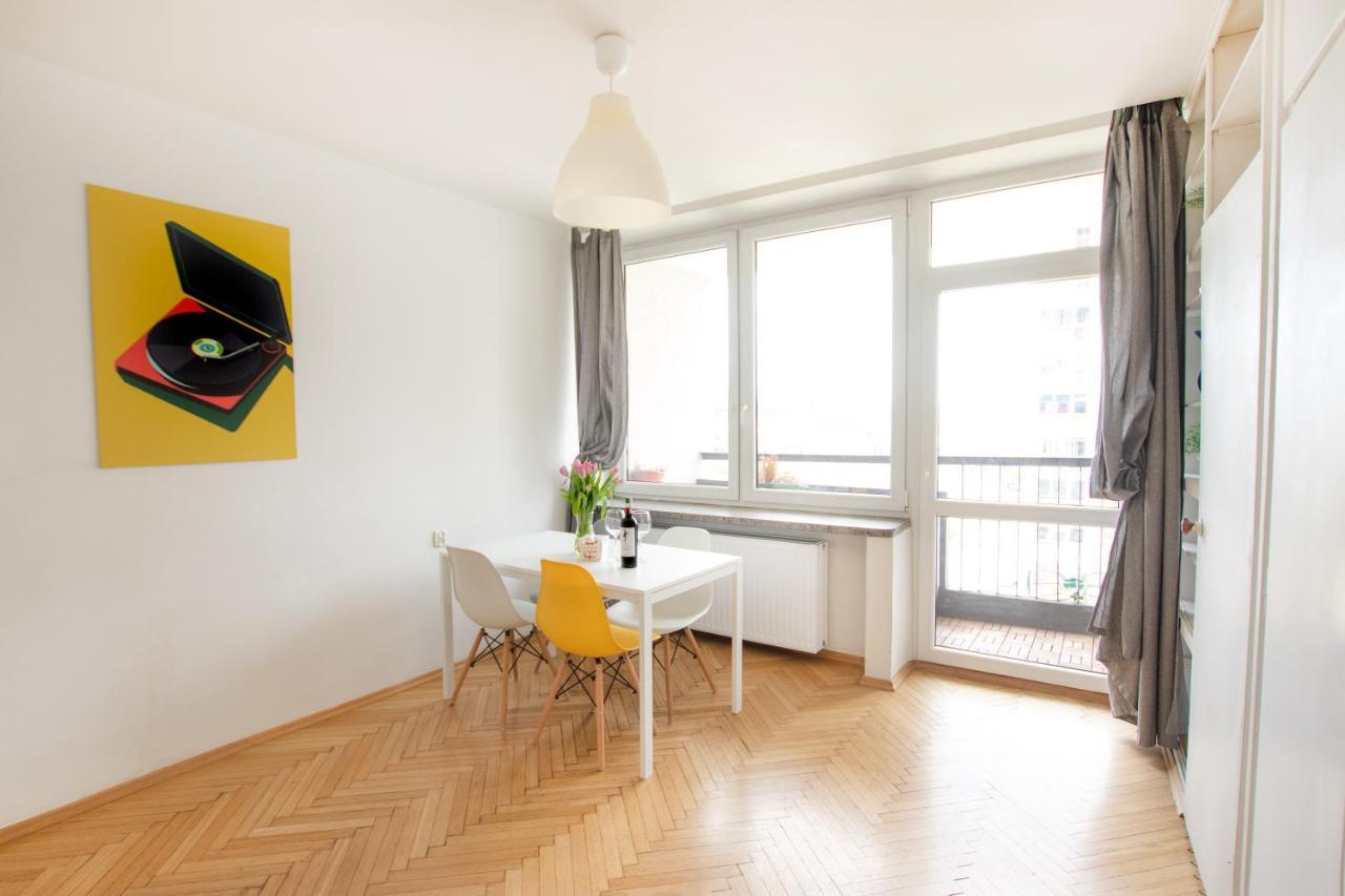 Amazing View And Great Location. Ratusz Arsenal. Appartement Warschau Buitenkant foto